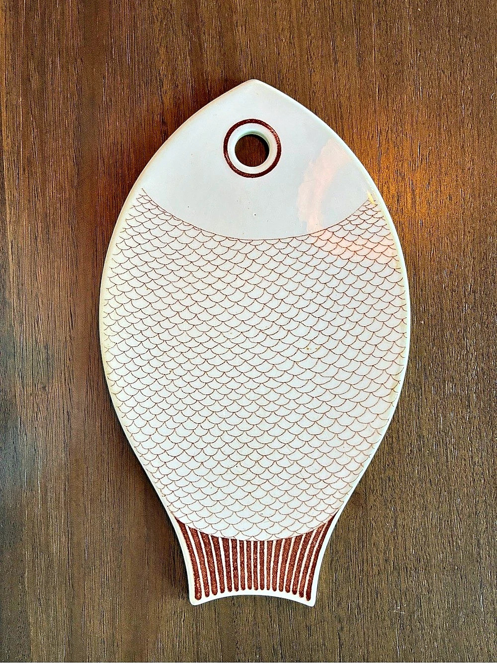 Arabia Fish Cutting Board / Trivet White & Brown